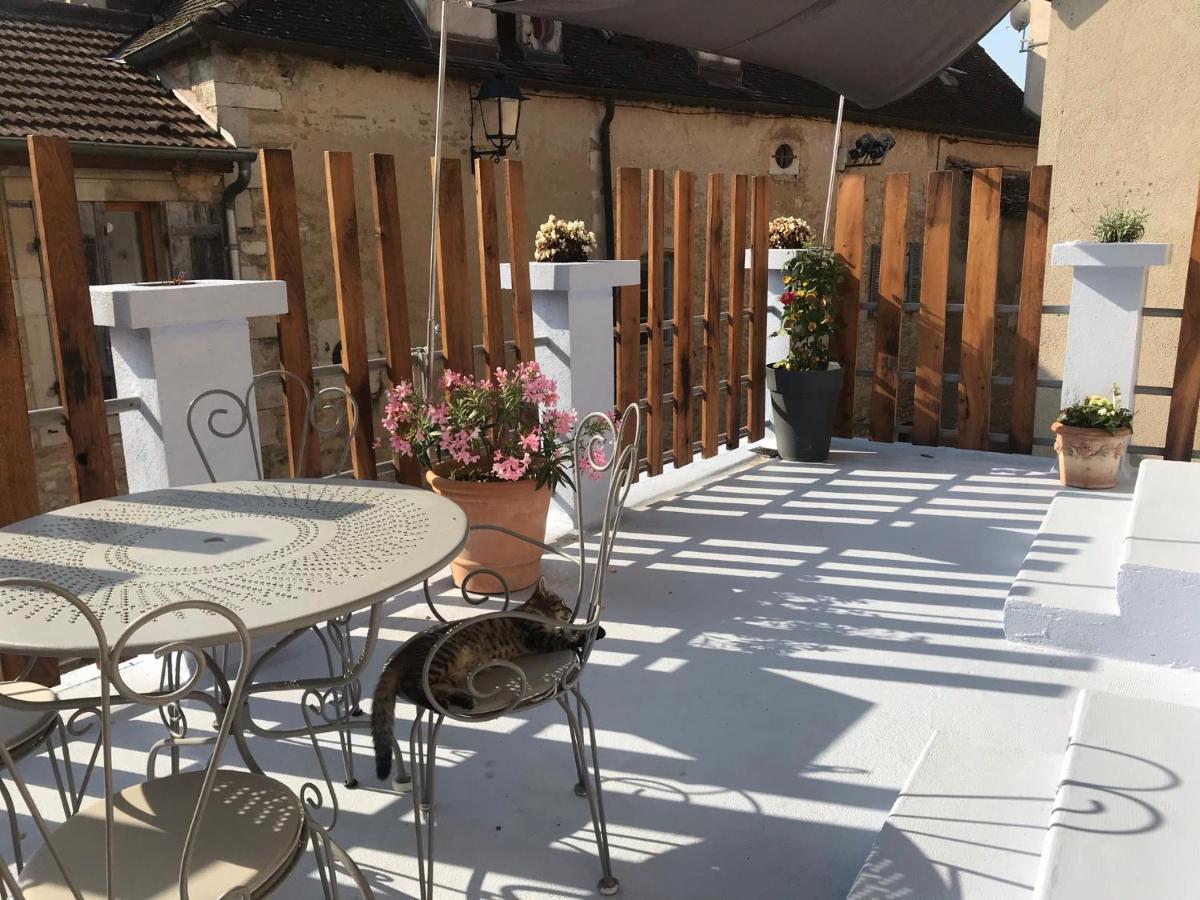 Logis Saint Vivant Volnay  Экстерьер фото